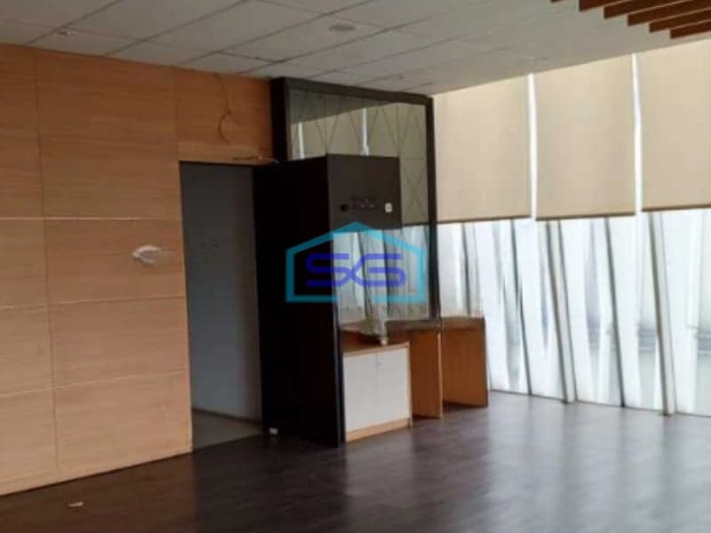 Dijual Kantor Luas Bangunan  637 m² Lokasi Bebas Banjir di BSD Tangerang