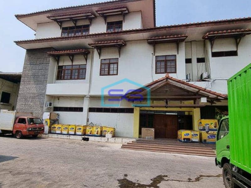Dijual Cepat Gudang di Meruya Jakarta Barat Ex Pabrik Eskrim LT 1595m2