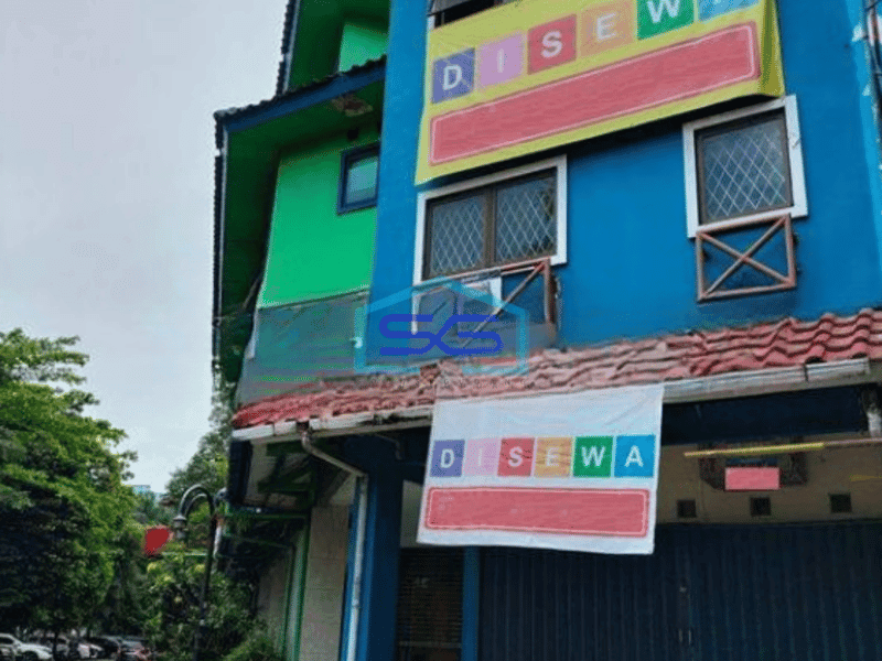 Disewakan Ruko Sektor 7 Pahlawan Seribu Bsd Dekat Bank Btn ,Dunkin Donat Serpong Tangerang Selatan