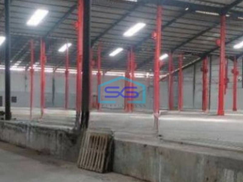 Disewakan Gudang di Dekat Gading Serpong Luas Tanah 11000 m²