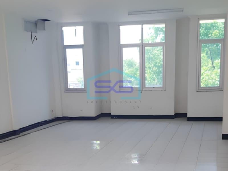 For Sale: Shophouse in Buah Batu Bandung Land Area 130m2