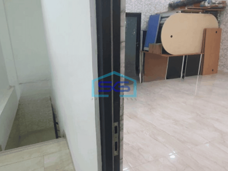 Disewakan Gudang Ada Kantor Luas Bangunan 2500 m² di Cengkareng Jakarta Barat