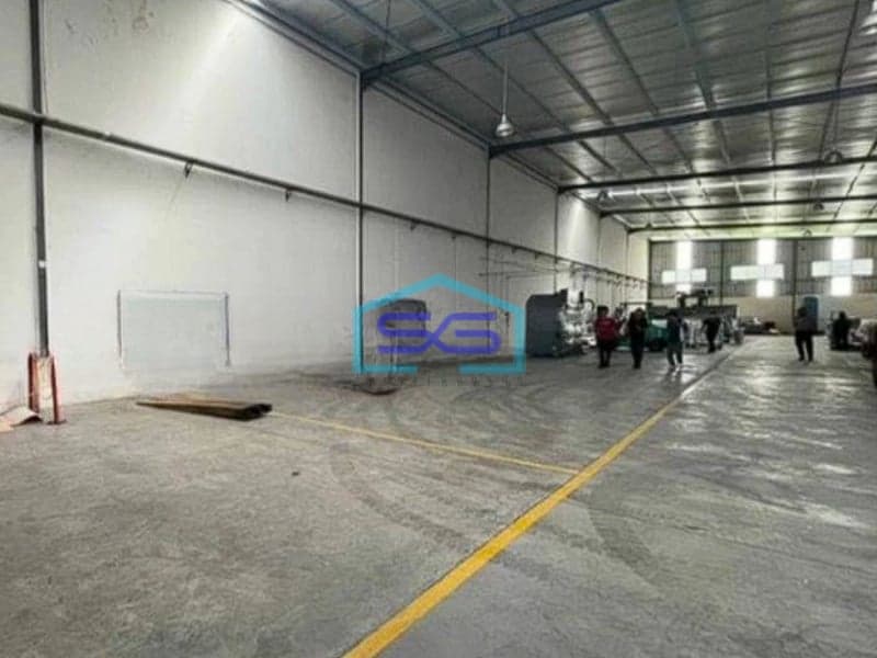 Dijual Pabrik Dalam Kawasan Industri Akses Tidak Jauh Dari Tol di Cikarang LT 1229m2