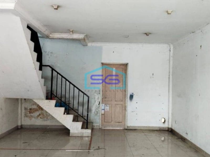 Disewakan Ruko Symphoni 3 lantai Di Harapan Indah Bekasi