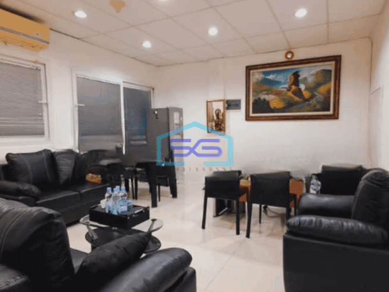 Dijual Ruko 3 Lantai Luas Bangunan  350 m² di Kramat Jakarta Pusat