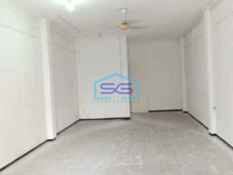 Dijual Ruko 3 Lantai Luas Bangunan 270 m² Lokasi Bebas Banjir di Surabaya
