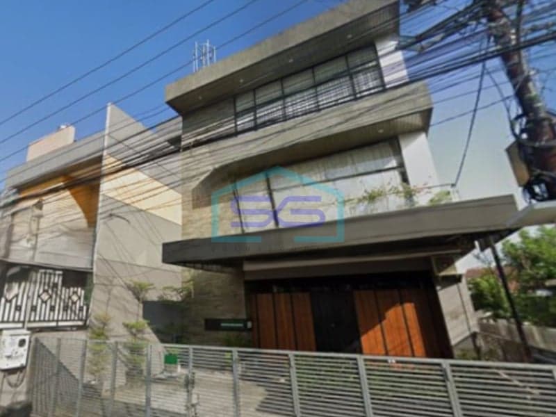 斯莱曼Palagan大街商铺出租，土地面积196平方米