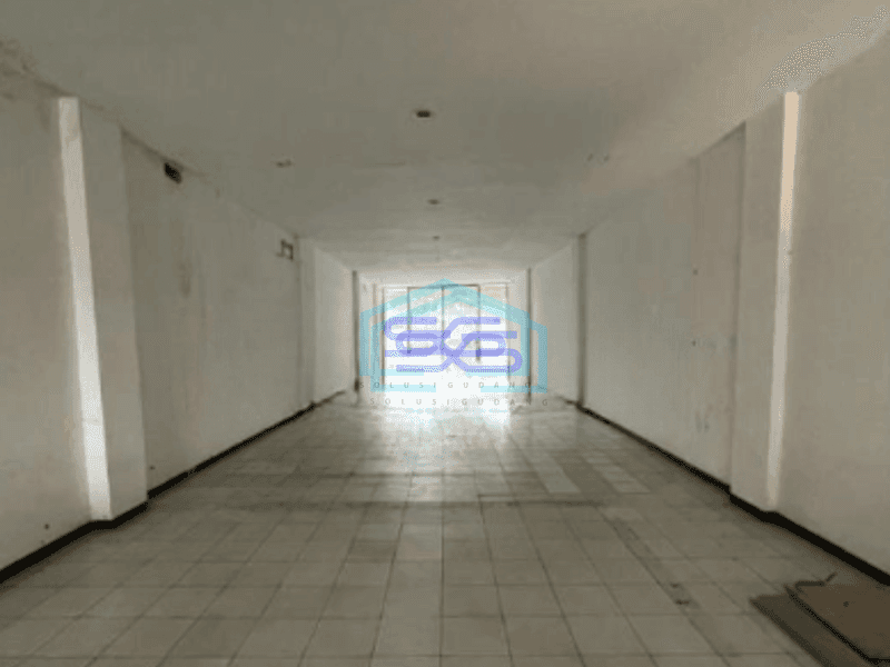 Disewakan Gudang di Jl Basuki Rachmat Surabaya Pusat Depan Hotel Bumi Luas Bangunan 537 m²