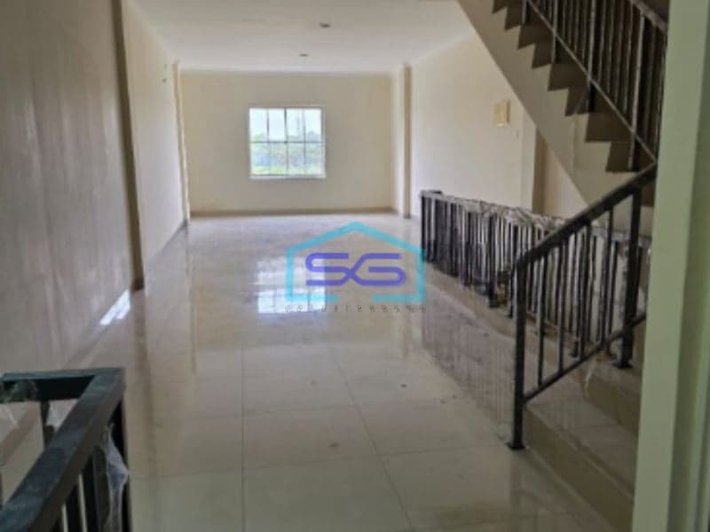 Dijual Ruko di Jakarta Barat Luas Bangunan 272m2 Strategis Bebas Banjir