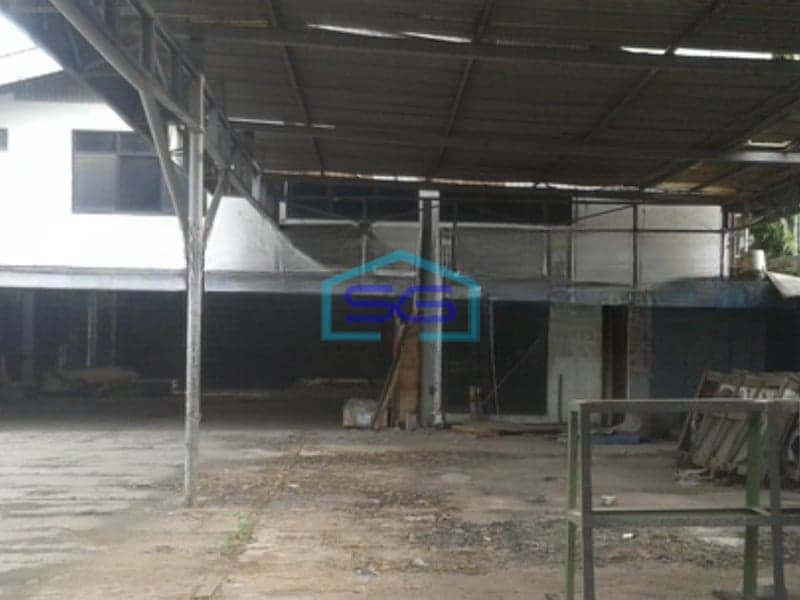 Disewakan Gudang pinggir Jalan Raya Daan Mogot Jakarta Barat Luas Bangunan 300 m²
