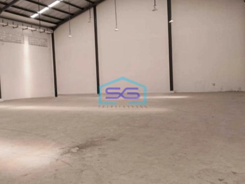 Disewakan Gudang Lokasi Sangat Strategis di Semarang Luas Bangunan 304 m²