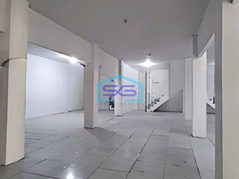 Disewakan Ruko Gandeng 3 Baru Di Jurumudi Tangerang LB 768m2