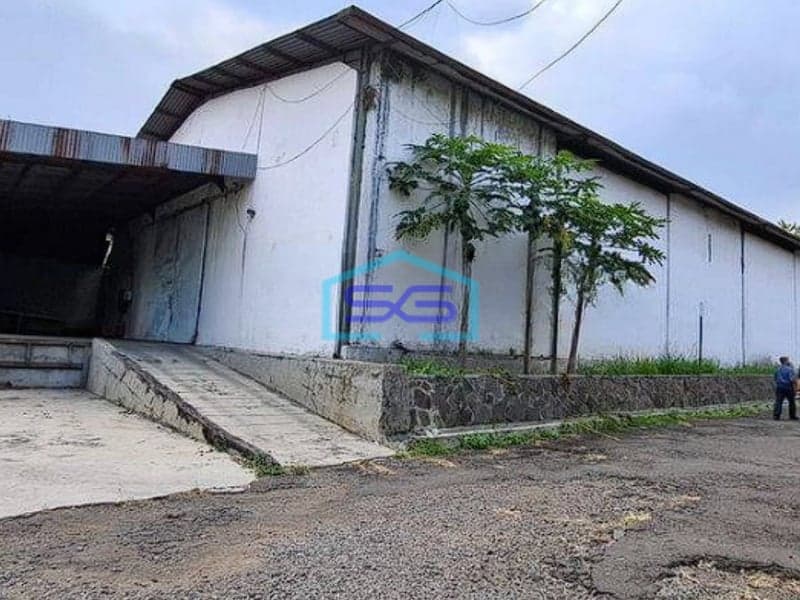 Disewakan Gudang Bagus Produktif Siap Pakai Area Ujungberung Kota Bandung LT 1300m2