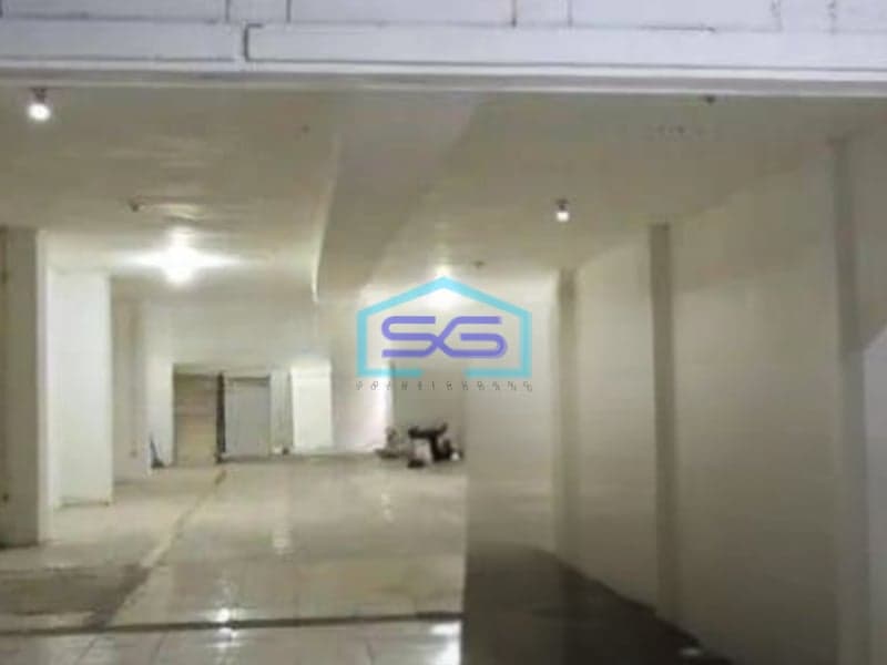 Disewakan Ruang Usaha di Tanah Abang Jakarta Pusat Luas Bangunan 600 m²