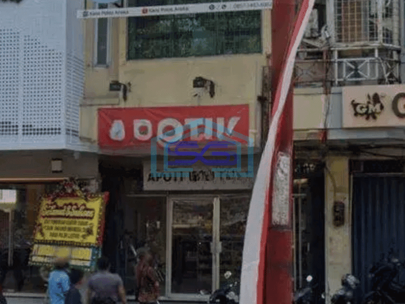 Disewakan cepat Ruko 3 lantai strategis di Taman Palem Lestari