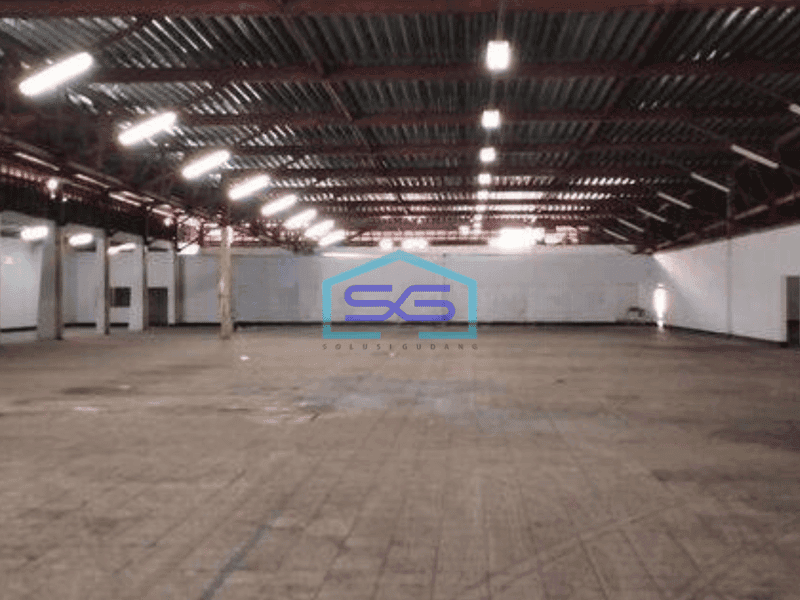 Disewa Gudang Bagus LB 1500 m² di Jl Raya Tangerang Kota