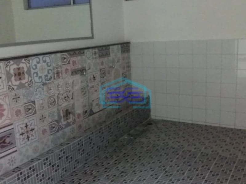 Dijual Kantor Lokasi Bebas Banjir di Kebon Jeruk Jakarta Barat Luas Bangunan  1300 m²