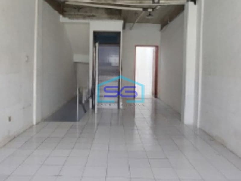 Disewakan Ruko Pelangi Taman Palem Jakarta Barat Termurah Rapi Siap Pakai Akses Jalan Lebar LB 180m2