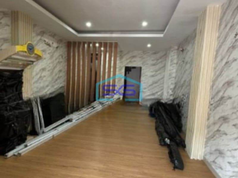 Disewakan Ruko 3 Lantai Luas Bangunan 202 m² Lokasi di Jakarta Utara