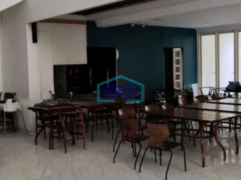 Disewakan Ruang Usaha Luas Tanah  800 m² Lokasi di Surabaya