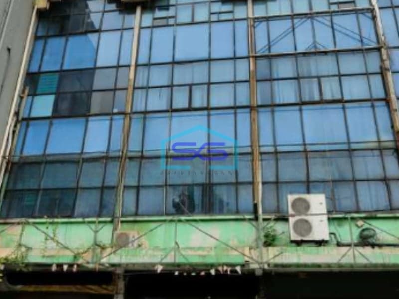 Dijual Ruko Lokasi Strategis Luas Bangunan 300 m² Lokasi di Jembatan Tiga Jakarta Utara