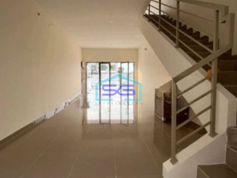 Disewakan Ruko 2 Lantai Luas Bangunan  120 m² Lokasi di Tangerang Siap Huni