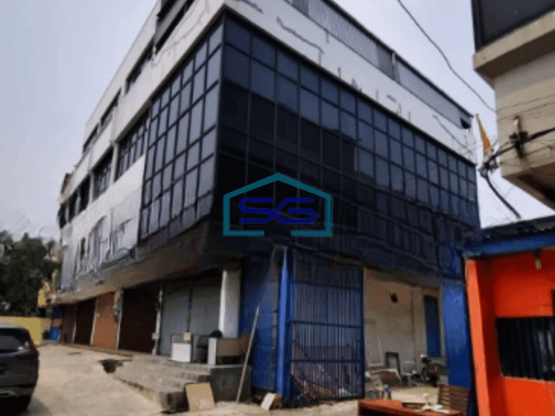 Disewakan Ruko Murah Luas Bangunan   300 m² di Pluit Jakarta Utara