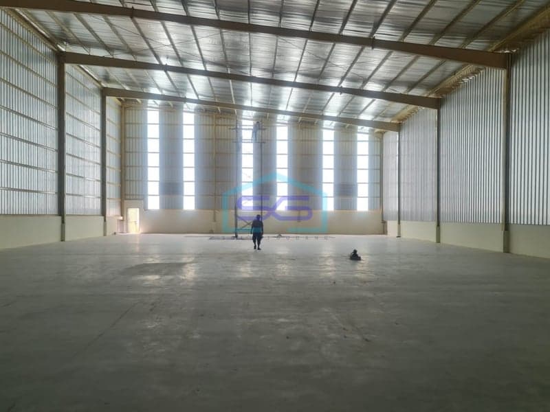 Dijual Gudang di Delta Silicon 3 Lippo Cikarang, Bagunan Istimewa Baru, dekat Jababeka 2