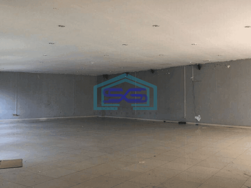 Dijual Gedung Besar Cocok untuk Gudang dekat UGM & Tugu Jogja