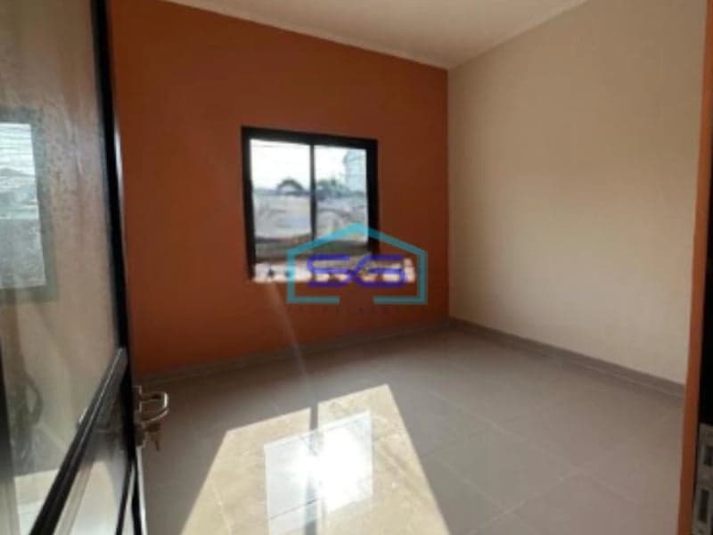 Dijual Gudang Luas Tanah  246 m² Lokasi Bebas Banjir di Tarumajaya Bekasi