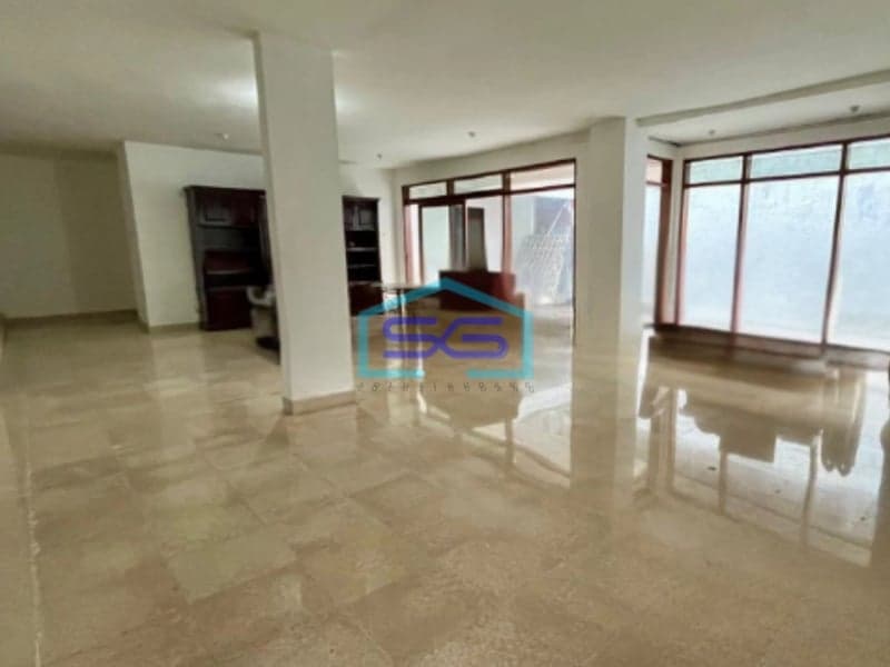 Dijual Ruang Usaha Lokasi Prime Area Kebayoran Baru Jakarta Selatan Cocok Untuk Usaha komersial LT 500m2