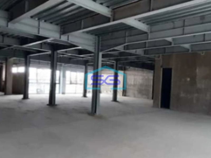 Disewakan Ruko Mainroad Braga Naripan Bandung Luas 345m2