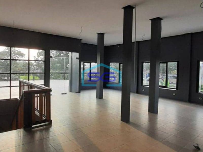 Disewakan Gedung Baru Siap Pakai Lokasi Strategis di Sleman Yogyakarta LT 1000m2