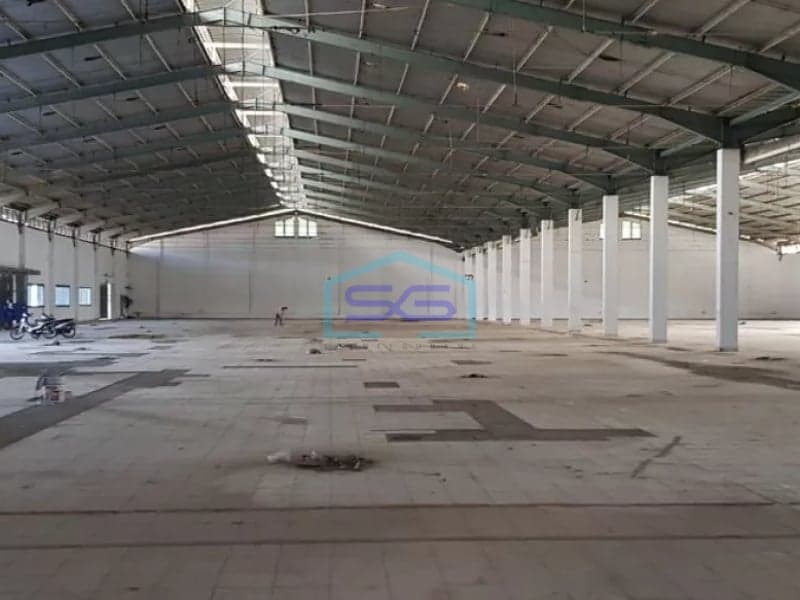 Disewakan gudang di Cakung luas bangunan 6000 meter