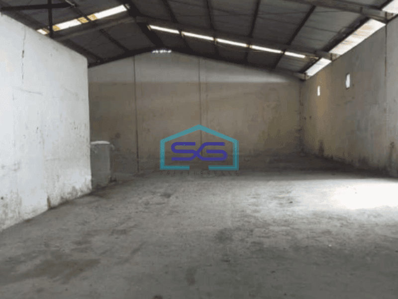 Disewakan Gudang Siap Pakai Sayap Kiara Condong Luas Bangunan 650 m²