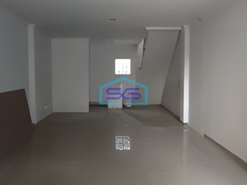 Disewakan Ruko Cepat Lokasi Mainroad di Gatot Subroto Bandung LB 200m2