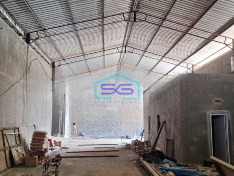 Disewakan Gudang Ada Kantor Siap Huni Luas Bangunan 1600 m² Lokasi Ungaran Semarang