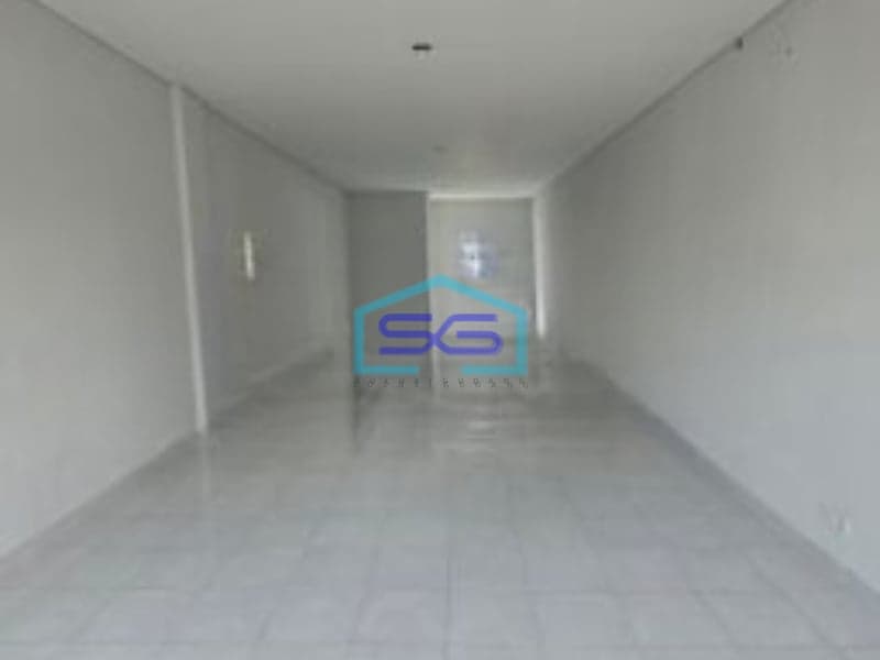 Disewakan Ruko Luas Bangunan 250 m² 3 Lantai di Cihuni Tangerang