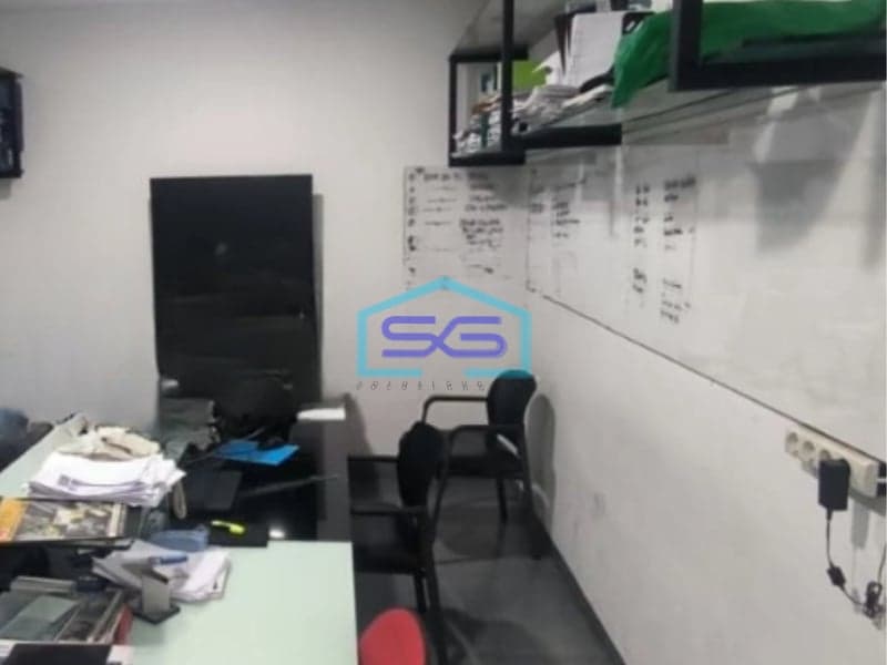 Disewakan Gudang Lokasi Strategis Luas Tanah 800 m² di Tangerang