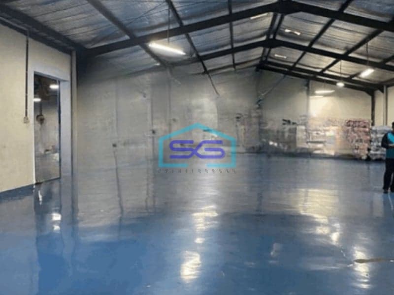 Disewakan Gudang di Penggilingan Jakarta Timur Luas Tanah  1881 m²