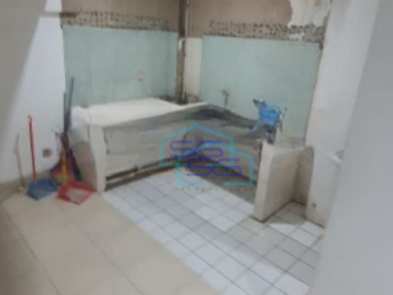 Disewakan Ruko Lokasi di Jakarta Utara Area Parkir Luas