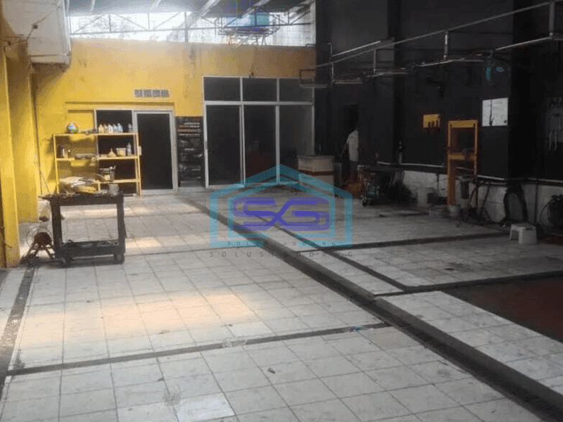 Disewakan cepat ruko ex bengkel di Cengkareng Jakarta Barat