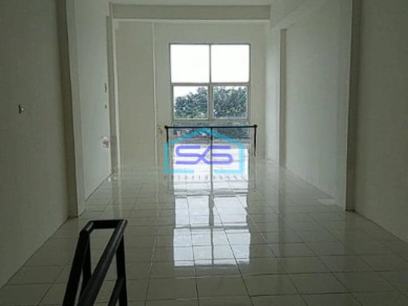 Dijual Ruko di Jl. Raya Pos Pengumben Kebon Jeruk Jakarta Barat LB 288m2