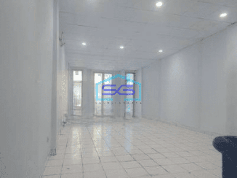 Disewa Ruko 4lantai hadap timur dalam komplek dekat toll di Pluit Jakarta Utara