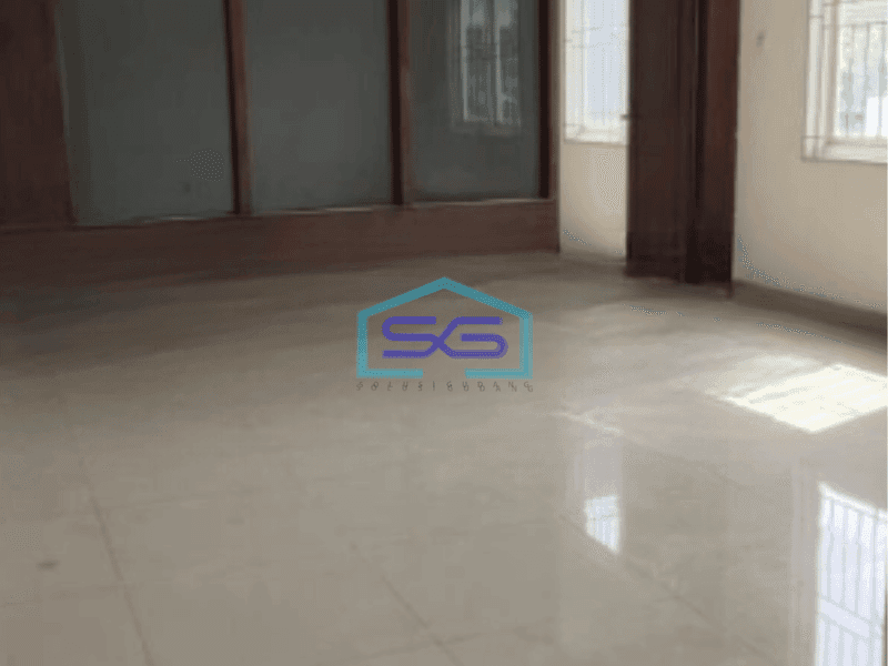 Disewakan Ruko Siap Pakai Luas Bangunan 404 m² di Tambora Jakarta Barat