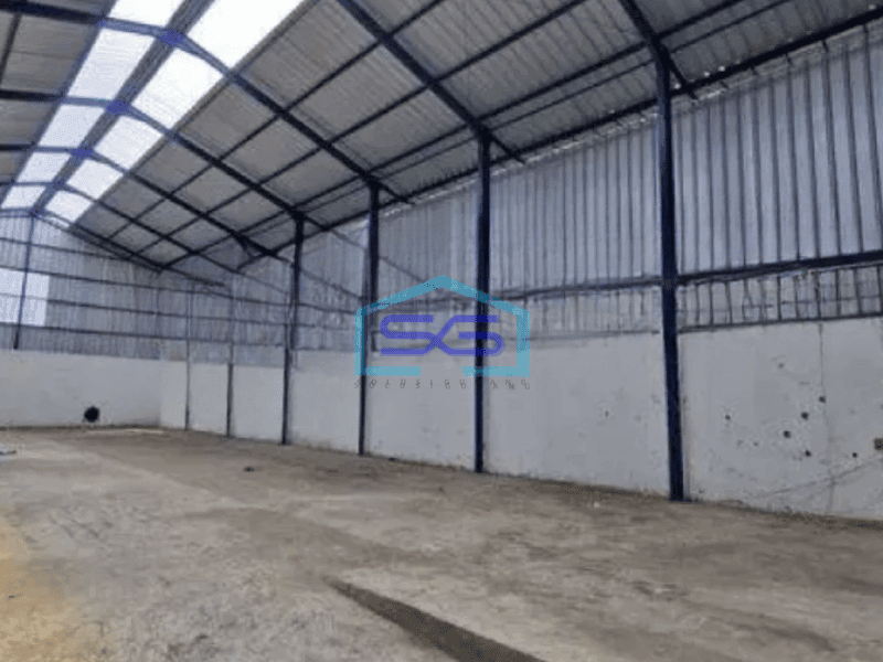 Disewakan Gudang Ada Kantor Luas Bangunan 1500 m² Lokasi Strategis di Cengkareng Jakarta Barat