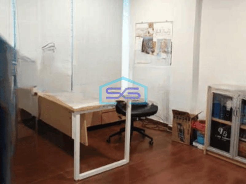 Disewakan Ruko Bagus Luas Bangunan 382 m² di Pangeran Jayakarta Jakarta Pusat