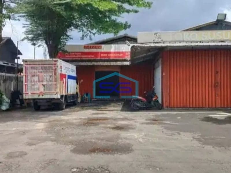Disewakan Gudang Luas Bangunan 600 m² Lokasi Strategis di Pabuaran Cilangkap Perbatasan Bogor Depok