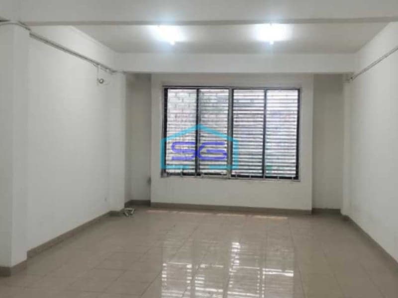 Disewakan Ruko Luas Bangunan  270 m² Lokasi di Jakarta Pusat