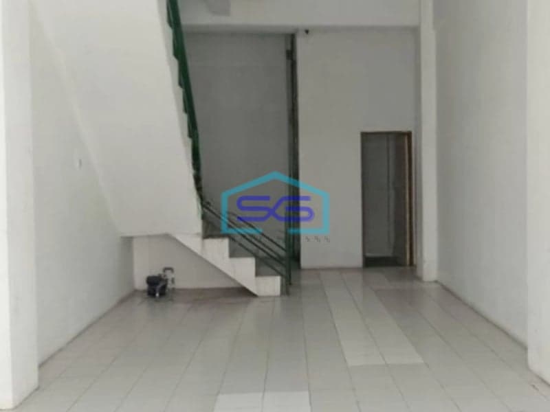 Disewakan Ruko Lokasi Strategis Luas Bangunan 234 m² di Asemka Jakarta Barat